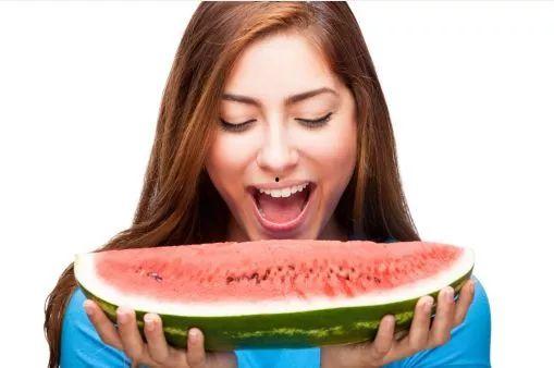 娱乐吃热瓜,揭秘明星幕后故事